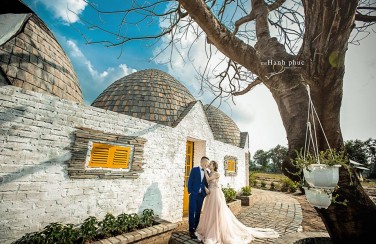 Review Phim Trường Santorini 2022 chi tiết từ A đến Z